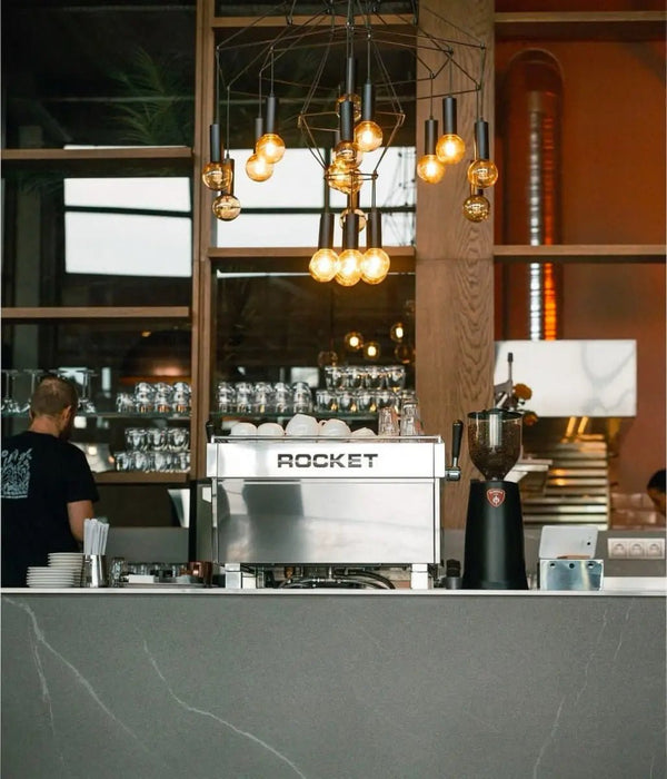 Profesjonalne ekspresy do Espresso - Barista i Espresso