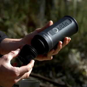 Przenośny zaparzacz Nano - Szary kosmiczny OUTIN