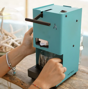 Aroma E.GO – Przenośny włoski ekspres do espresso na kapsułki