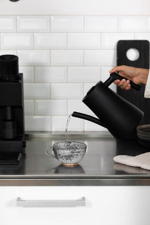 Varia AURA Vattenkokare 1,5 L Svart - Barista och Espresso